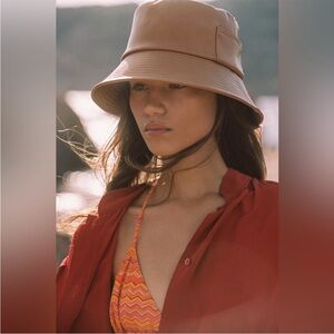 NWT Lack of Color Wave Bucket Hat In Tan Vegan Leather Size Small Medium 56 cm